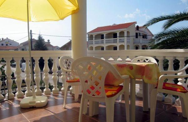 Villa Kata Apartments Zara Esterno foto