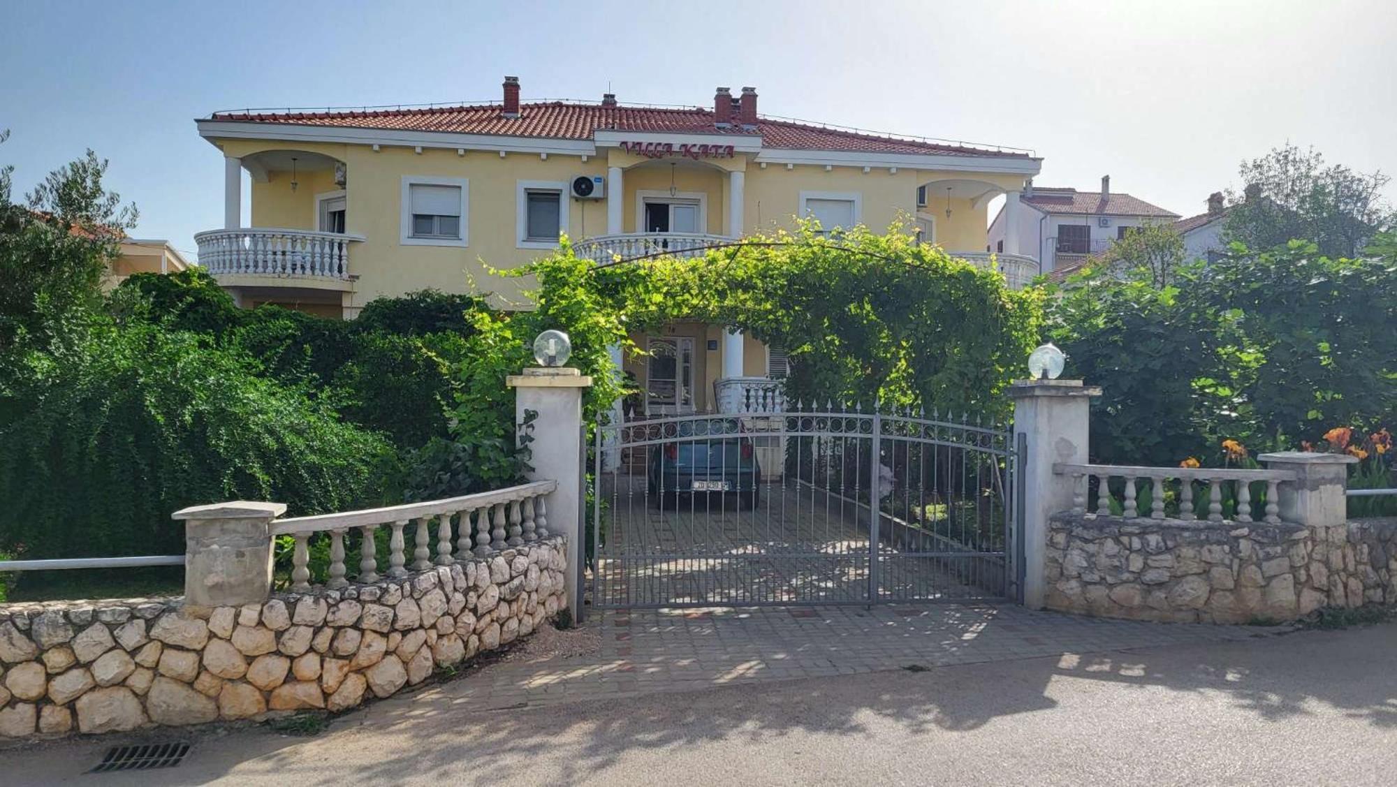 Villa Kata Apartments Zara Esterno foto